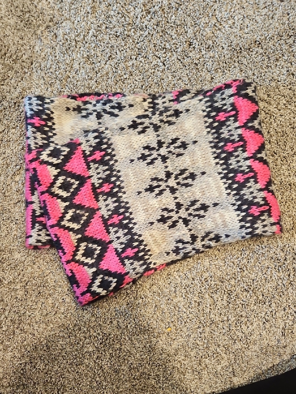 American Eagle Outfitters Pink, Black & Cream Fair Isle Knit Scarf